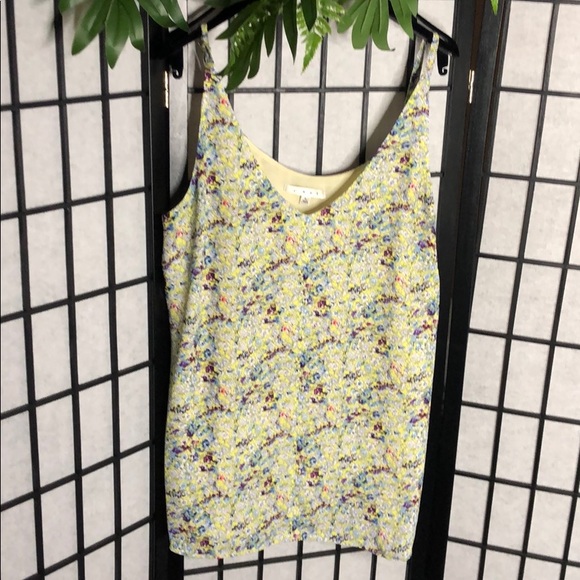 CABI SCATTER PRINT FLORAL CAMI Sz L - Picture 4 of 10